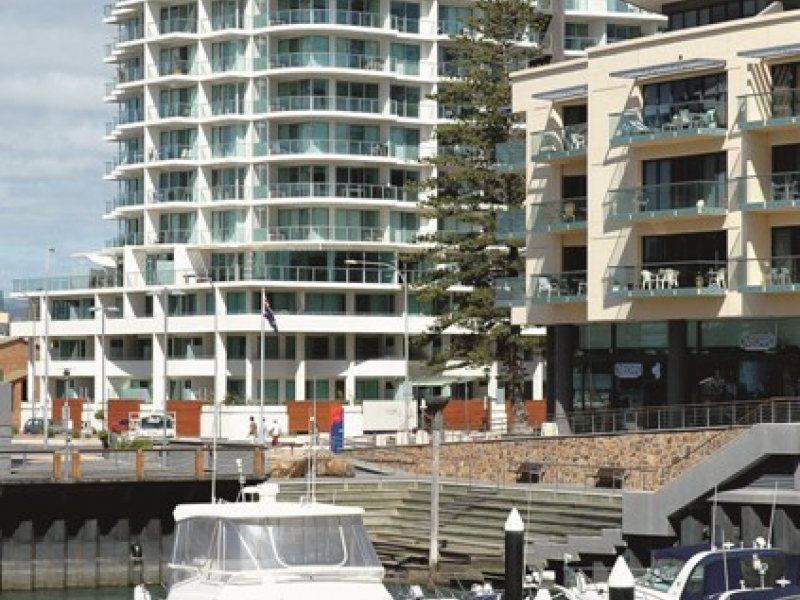Oaks Glenelg Liberty Suites Аделейд Екстериор снимка
